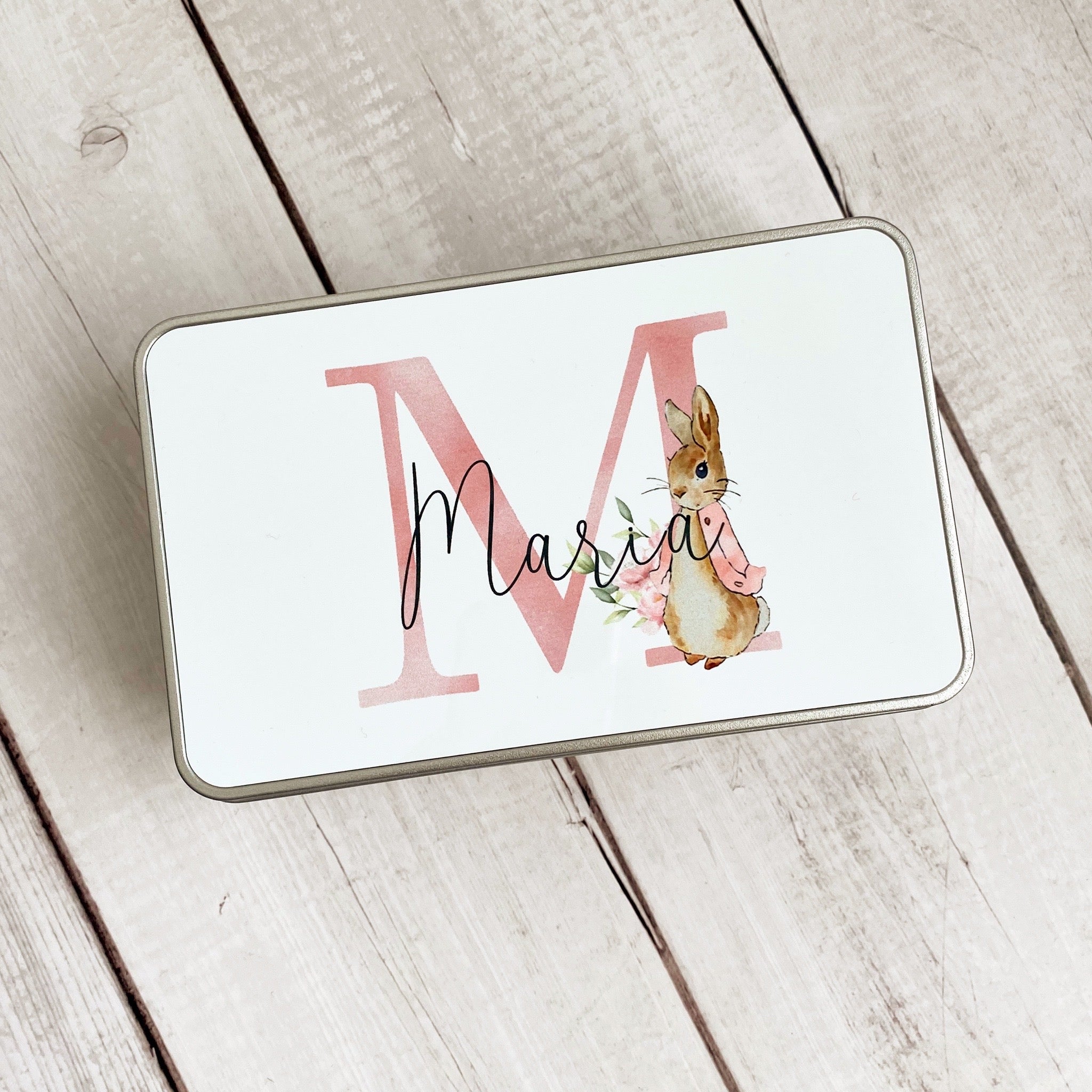 madkasse med navn, madkasse børn, madkasse til børn, madkasse metal, metal madkasse , peter kanin madkasse, metal boks med navn, boks med navn