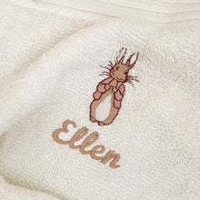 Indlæs billede til gallerivisning Håndklæde med navn, håndklæde navn, peter kanin håndklæde
